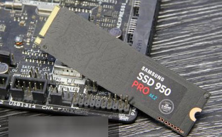 INTEL M.2 /PCIE/ 600P SERIES SSD